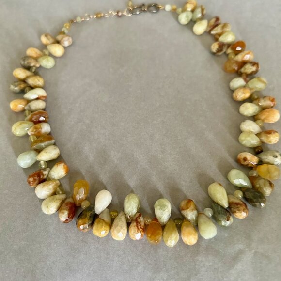 Natural Gemstone Beaded Necklace ~ Faceted Teardrop Agate Stones ~ Handmade - Picture 2 of 6